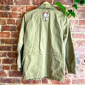 Green utility military jacket with lucky cat patch cargo style size xs